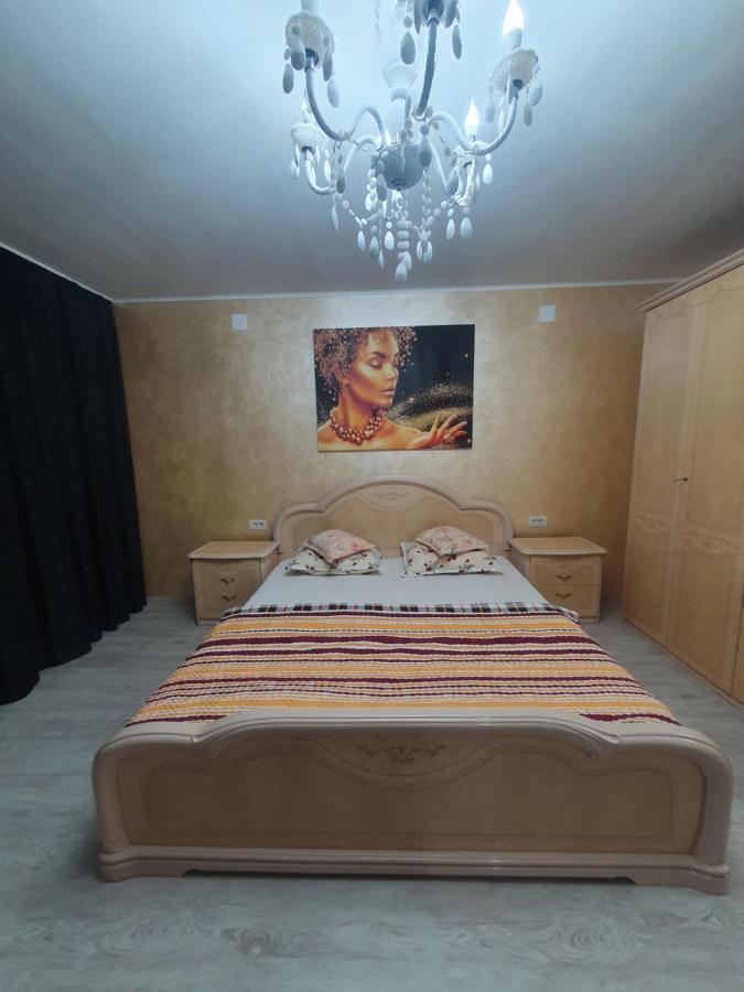 Kriss Apartment Luxury Targu Jiu Ngoại thất bức ảnh